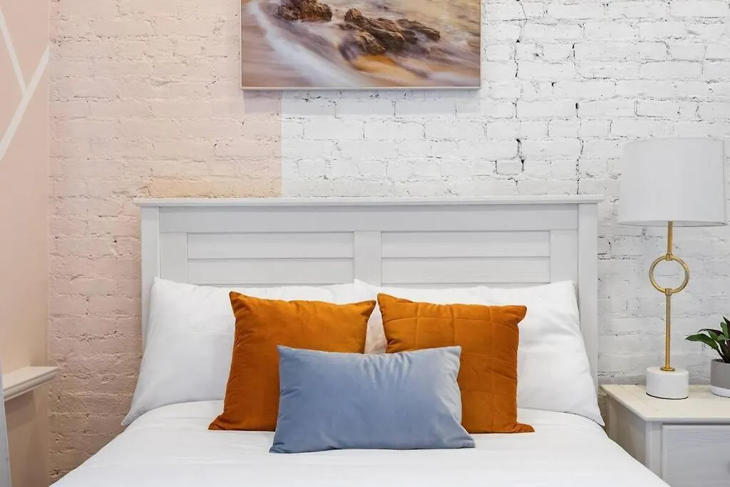 Swj Btm G, 1 And 2 - Save On 2Day+ Stays_6Br Triplex New York